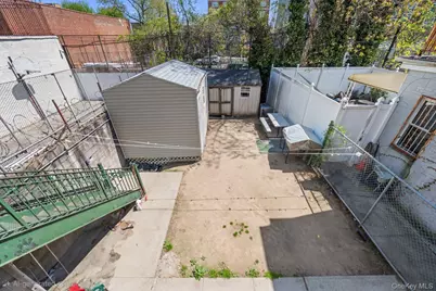 425 Barbey Street, Brooklyn, NY 11207 - Photo 22
