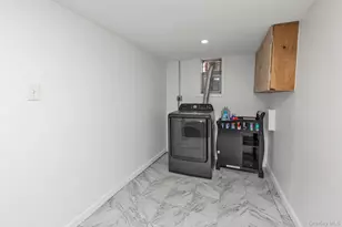 88-35 Vanderveer St, Queens Village, NY 11427 - Photo 20