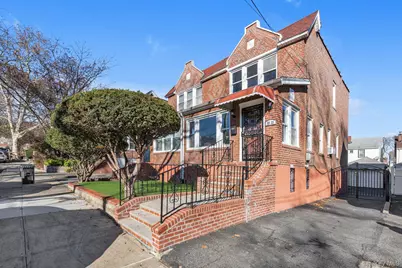 8835 Vanderveer Street, Queens Village, NY 11427 - Photo 2
