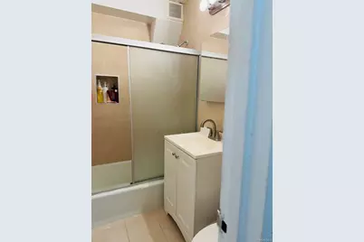 58-03 Calloway St #6FF, Corona, NY 11368 - Photo 4