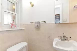 195-31 39th Ave, Flushing, NY 11358 - Photo 14