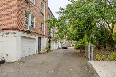 6836 Groton Street, Forest Hills, NY 11375 - Photo 30