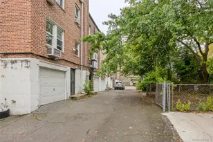 68-36 Groton St, Forest Hills, NY 11375 - Photo 30