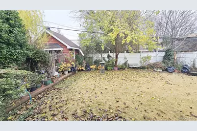 48-37 192nd Street, Fresh Meadows, NY 11365 - Photo 16