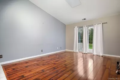 23 Sandy Hill Road, Commack, NY 11725 - Photo 10