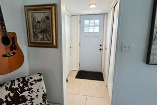 800 S 6th St, Lindenhurst, NY 11757 - Photo 2