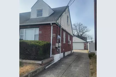 11924 203rd Street, Saint Albans, NY 11412 - Photo 18