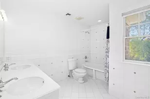 46A Tanners Neck Ln, Westhampton, NY 11977 - Photo 22