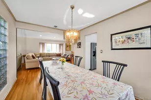 11 Fordham Dr, Plainview, NY 11803 - Photo 20