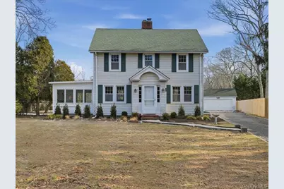 12 Summit Boulevard, Westhampton, NY 11977 - Photo 16