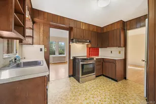 90 Rosedale Ave, Hastings on Hudson, NY 10706 - Photo 14