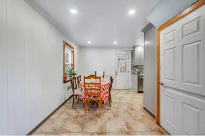 626 Winthrop Drive, Uniondale, NY 11553 - Photo 18