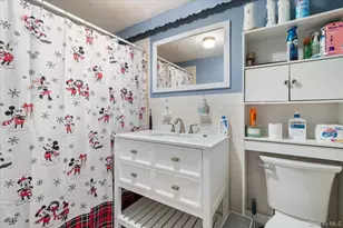 194 Newark St, Lindenhurst, NY 11757 - Photo 30