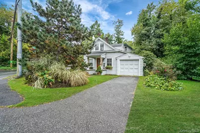 427 Park Avenue, Huntington, NY 11743 - Photo 22