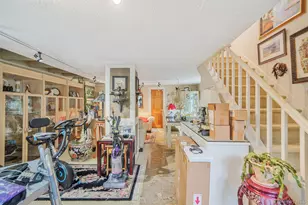 427 Park Ave, Huntington, NY 11743 - Photo 4