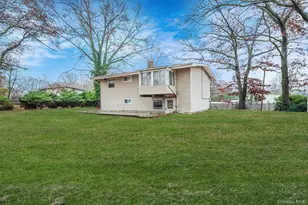 31 Cabin Ln, East Setauket, NY 11733 - Photo 24