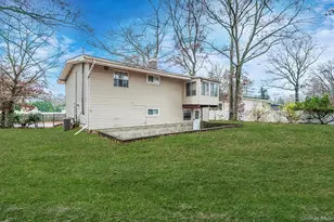 31 Cabin Ln, East Setauket, NY 11733 - Photo 22