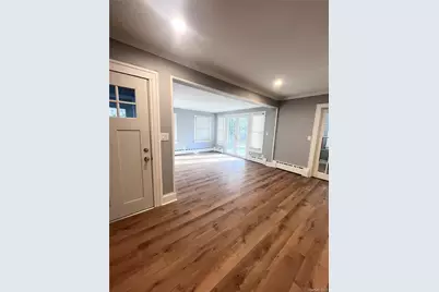 24 A Arnold Avenue, West Babylon, NY 11704 - Photo 4