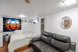 277 Horseblock Road, Farmingville, NY 11738 - Photo 18