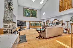 65 Oxford Springs Rd, Chester, NY 10918 - Photo 8