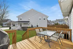 106 Northwood Blvd, Central Islip, NY 11722 - Photo 16