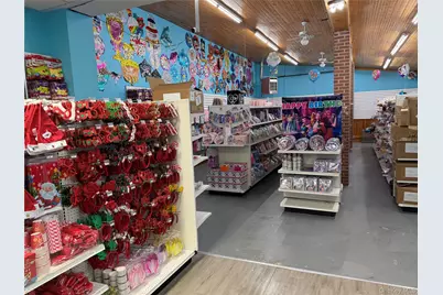 120-09 Jamaica Avenue, Richmond Hill, NY 11418 - Photo 6