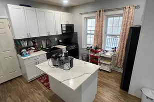 91-18 173rd St, Jamaica, NY 11432 - Photo 4