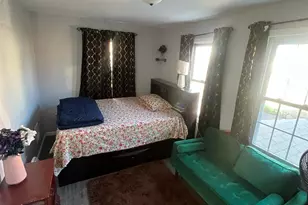 91-18 173rd St, Jamaica, NY 11432 - Photo 10