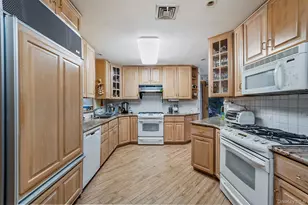 83-47 Abingdon Rd, Kew Gardens, NY 11415 - Photo 6