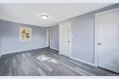 44 Lynbrook Drive, Sound Beach, NY 11789 - Photo 28