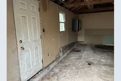 155 Dahlia Drive, Mastic Beach, NY 11951 - Photo 20