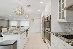 1560 Pebble Ln, Hewlett, NY 11557 - Photo 12