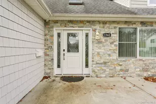 1560 Pebble Ln, Hewlett, NY 11557 - Photo 6