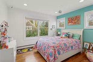 1560 Pebble Ln, Hewlett, NY 11557 - Photo 16