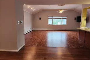 3418 Oceanside Rd, Oceanside, NY 11572 - Photo 8