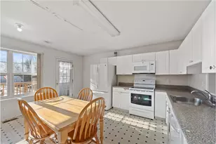 21 Kings Way, Pawling, NY 12564 - Photo 4