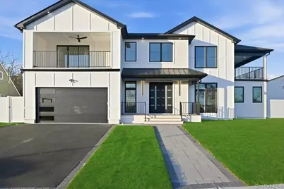 267 Sprucewood Drive, Levittown, NY 11756 - Photo 2