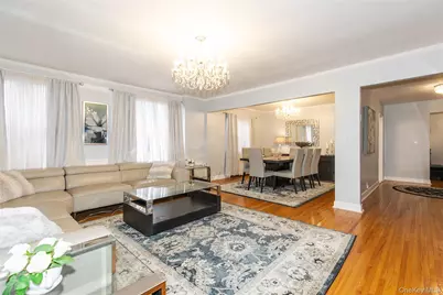 6-8 Wooleys Lane #B-34, Great Neck, NY 11023 - Photo 8