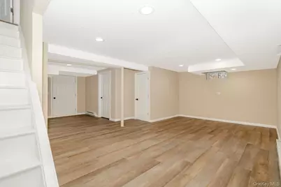 123 4th Avenue, Huntington, NY 11746 - Photo 12