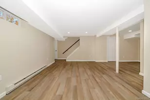 123 4th Ave, Huntington, NY 11746 - Photo 10