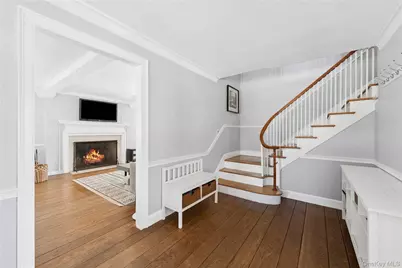 46 E Hyatt Avenue, Mount Kisco, NY 10549 - Photo 2