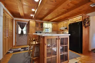 138 Round Hill Rd, Walden, NY 12586 - Photo 14