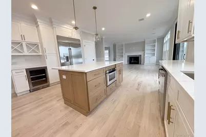 1750 Henry Road, Merrick, NY 11566 - Photo 8