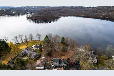 304 Round Lake Terrace, Monroe, NY 10950 - Photo 8