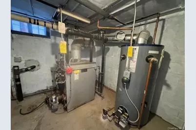 3080 37th Street, Astoria, NY 11103 - Photo 6