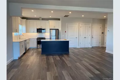 840 Montauk Highway #3C, Copiague, NY 11726 - Photo 22