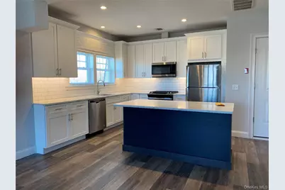 840 Montauk Highway #3C, Copiague, NY 11726 - Photo 6