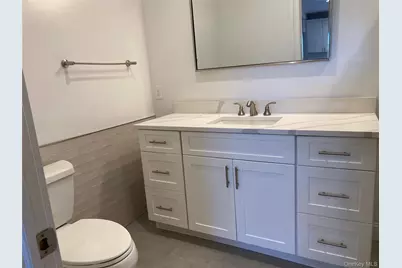 840 Montauk Highway #3C, Copiague, NY 11726 - Photo 10