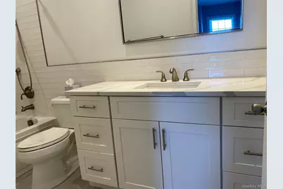 840 Montauk Highway #3C, Copiague, NY 11726 - Photo 20