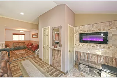 150 Hallock Landing Road, Rocky Point, NY 11778 - Photo 8